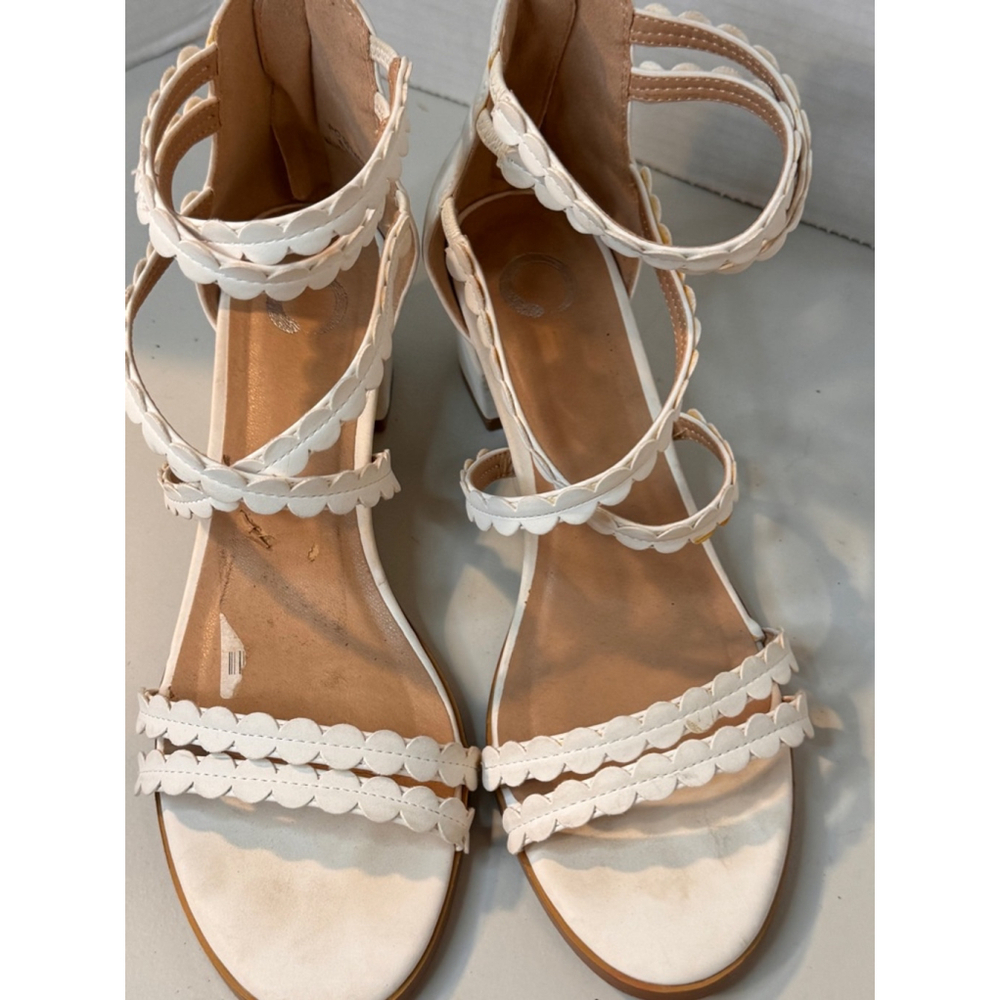 Elegant White Strappy Sandals